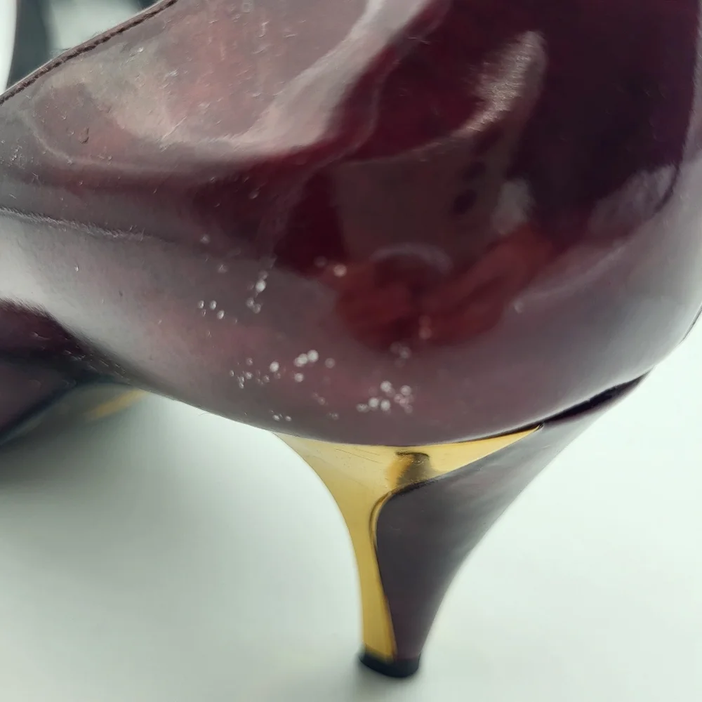 Stuart Weitzman burgundy marbled patent leather pointed toe with gold trim Sz 8 - Picture 10 of 14